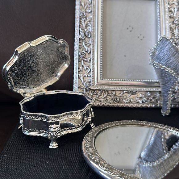 Vintage Antique Silver Plated Vanity Set - Picture 16 of 16